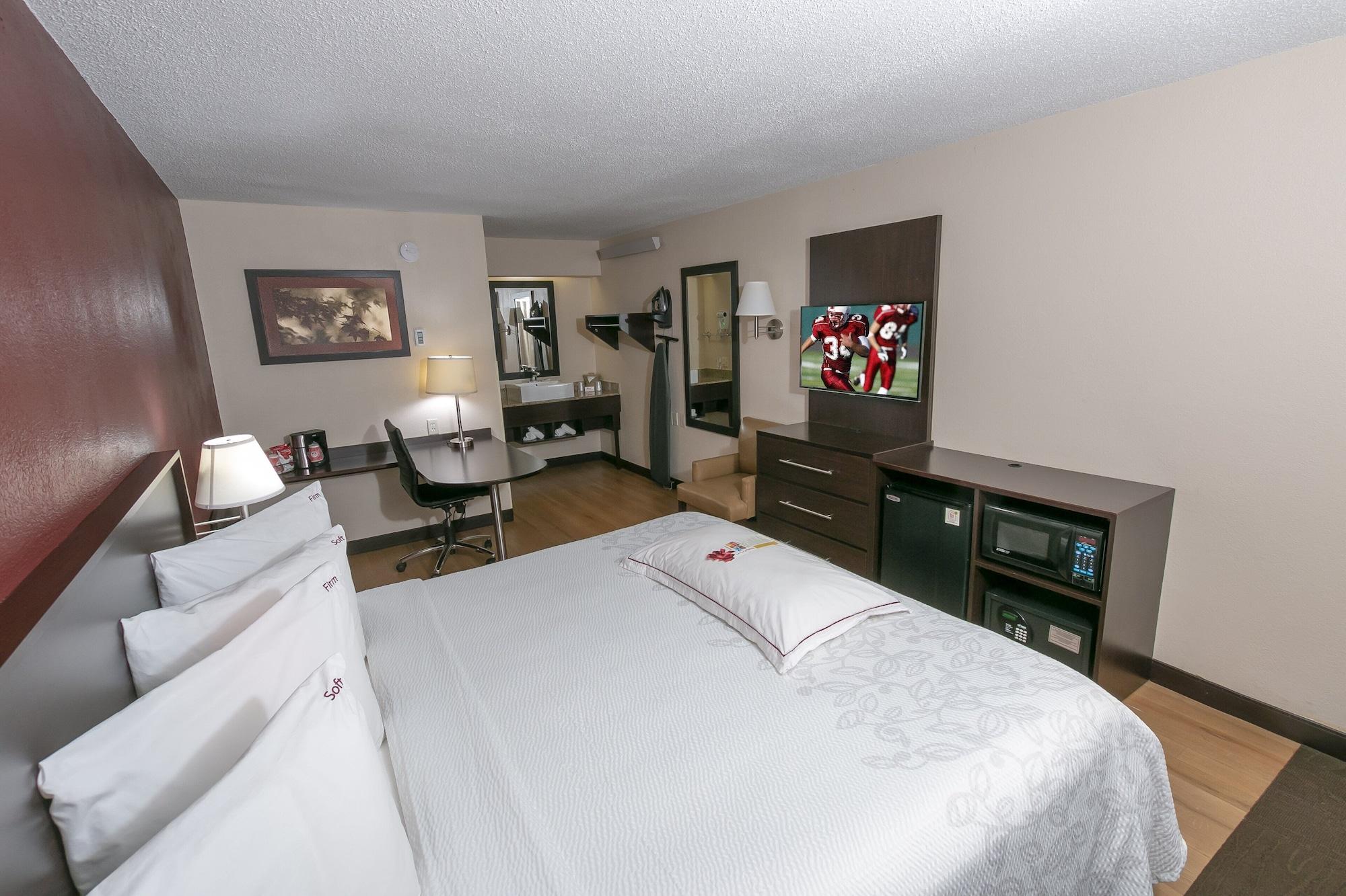Red Roof Inn Plus+ West Springfield Dış mekan fotoğraf