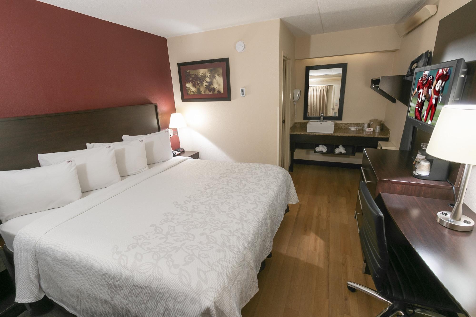 Red Roof Inn Plus+ West Springfield Dış mekan fotoğraf