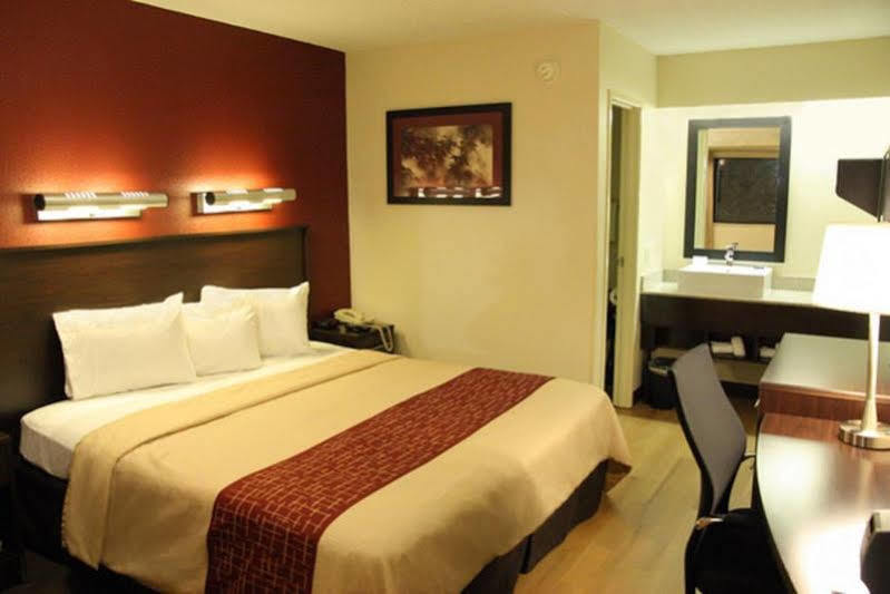 Red Roof Inn Plus+ West Springfield Dış mekan fotoğraf
